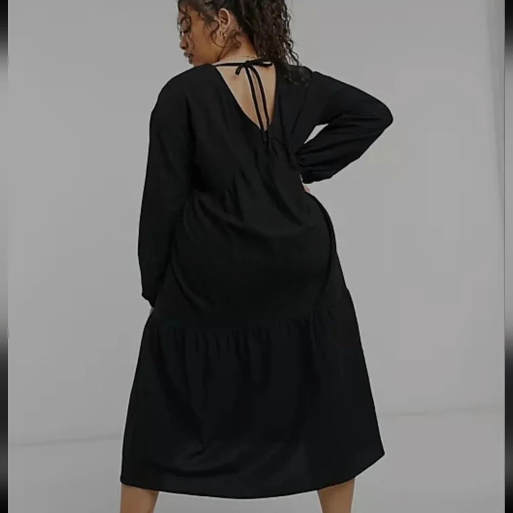 New Lola may black silky midi balloon sleeve v neck dress size 10